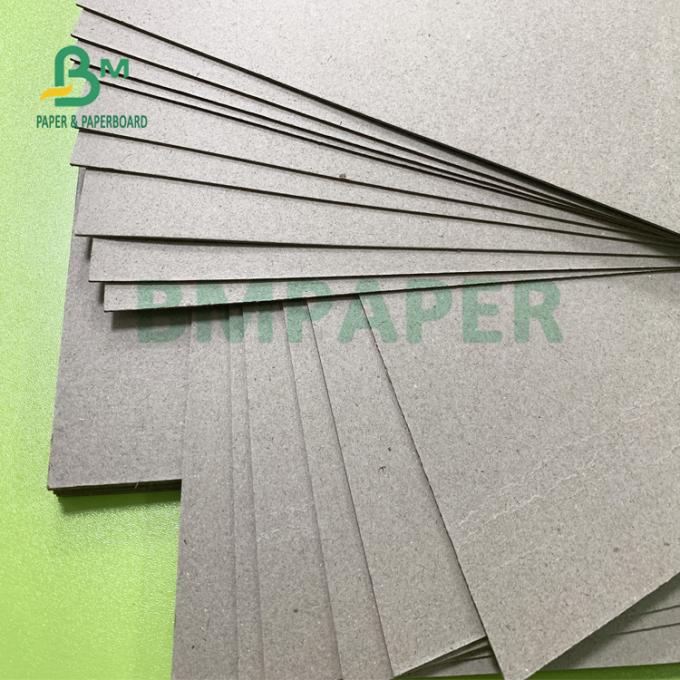 600gsm 700gsm 환경 친화적 황판지 양측은 단단한 힘을 회색으로 합니다
