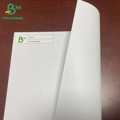 55gsm 58gsm 60gsm 벌충 하얀 부착 페이퍼 롤은 펄프 재료를 재활용했습니다