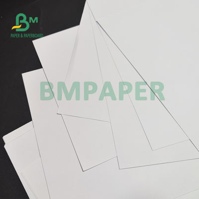 팜플렛 890 밀리미터 평활 표면을 위한 120gsm 160gsm 차감 계산된 본드지