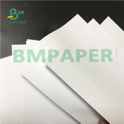 부드러운 평탄 표면과 50gsm 80gsm 하얀 회사채 페이퍼 롤