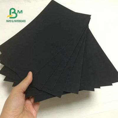 위원회 시트  950 Ｘ 1300 밀리미터 300gr 350gr 400gr를 묶는 도금되지 않은 검은색 표지 책