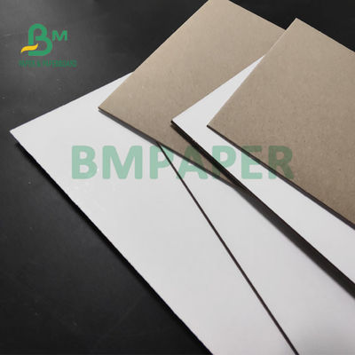 1.5 밀리미터 2 밀리미터는 한 표면 백색 1m Ｘ 1.3m과 강성 종이 이사회를 적층했습니다