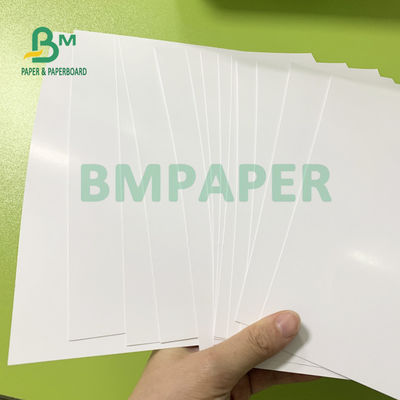 양측 사이드는 광택이 나는 커버지 250gsm 300gsm 70 센티미터 Ｘ 100 센티미터를 코팅했습니다