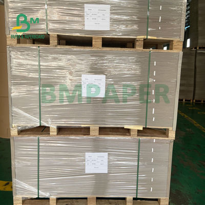 600gsm 700gsm 환경 친화적 황판지 양측은 단단한 힘을 회색으로 합니다