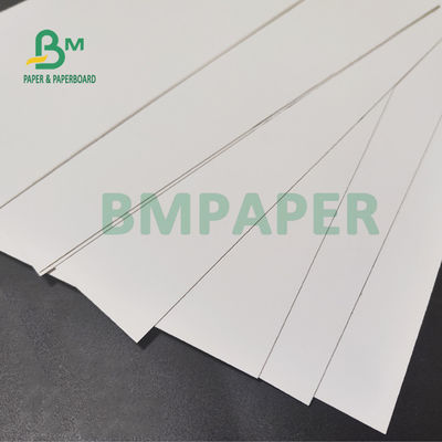 215gsm 230gsm C1S 520mm x 1000mm를 포장하는 담배를 위한 접히는 상자 널
