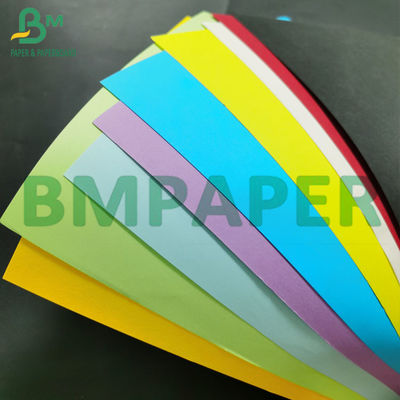 80GSM 110GSM 다채로운 패킹 Kraft 종이는 부대를 위한 Bristol 기술 종이를 착색했습니다