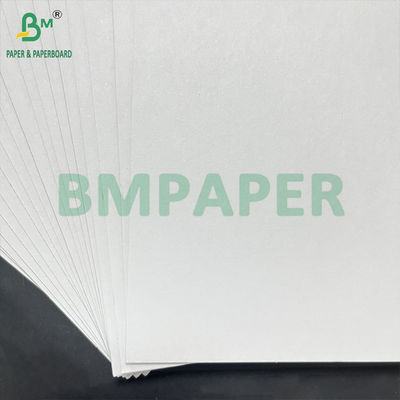 반짝이는 표면 1mm 1.5mm 두꺼운 흰색 뒷면 듀플렉스 보드 회색 코어 102 x 72cm